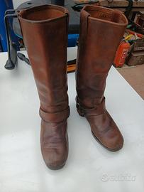 Stivali cuoio tipo elcampero n 41 suole nuove pres