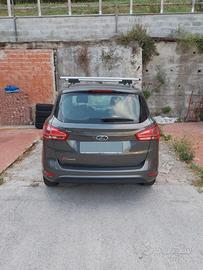 vettura tenuta bene