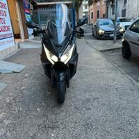 Kymco ak550 con motore nuovo km0