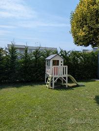 Casetta Smoby con palafitta