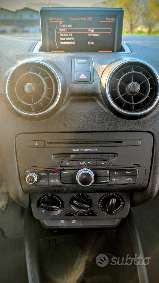 Audi A1 2011 photo 3