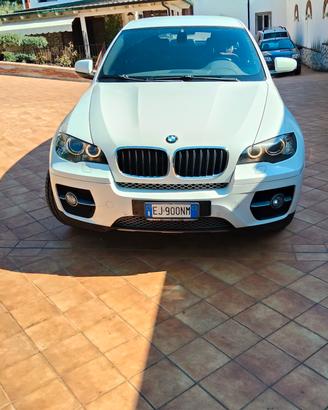 BMW X6 2011