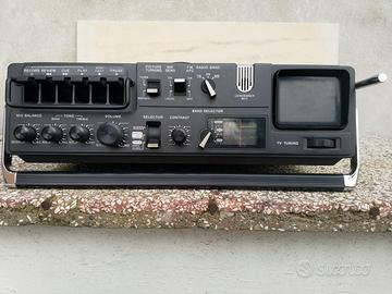 Radio-tv-cassette vintage.