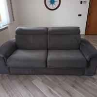 Divano letto moderno grigio chiaro – come nuovo