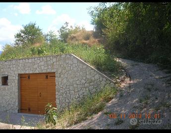 Terreno agricolo con deposito
