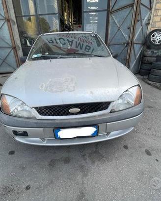 Ricambi Ford Fiesta 1.2 benz 16v 75cv del 2001