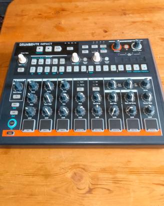 Drum machine analogica • Arturia DrumBrute