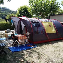 Tenda da campeggio+attrezzatura