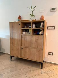 Mobiletto credenza moderno in legno, piedini neri