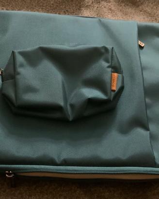 Custodia LAPTOP 17” con borsina cavi
