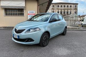 Lancia Ypsilon 1.0 FireFly Hybrid PLATINO