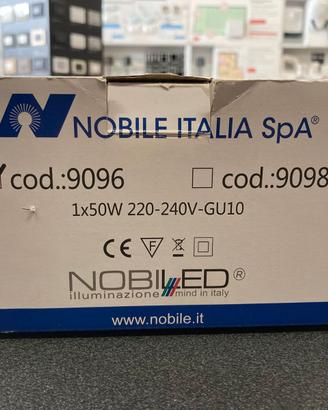 Faretti quadrati da incasso in gesso NOBILE 9096