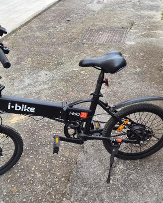 Bicicletta pedala assistita