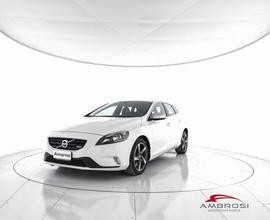 VOLVO V40 D4 Geartronic R-design Momentum