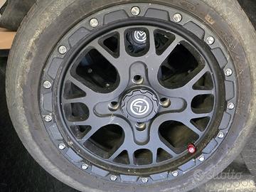 quattro cerchi in lega da 14 