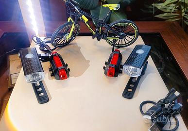 Set 4 Fari LED MTB-Ebike-BMX (2 Ant + 2 Post)