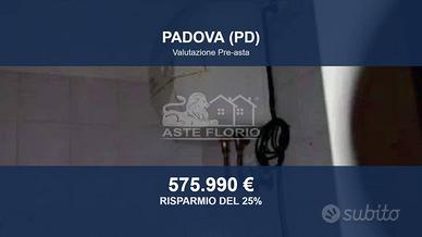 Immobile in asta di 1205 m² a Padova