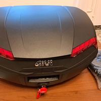 Portapacchi kappa kr9053 e  Bauletto Givi 46 LT