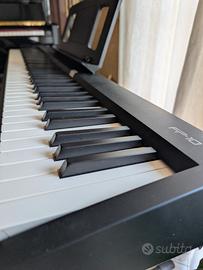 Pianoforte digitale Roland FP10
