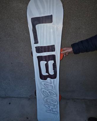 Snowboard LibTech 152 cm + attacchi Raiden M