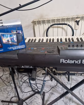 tastiera professionale Roland E96