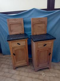 coppia comodini legno castagno da restaurare