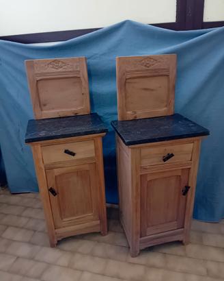 coppia comodini legno castagno da restaurare
