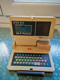 Computer giocattolo vintage bit 8 parlante