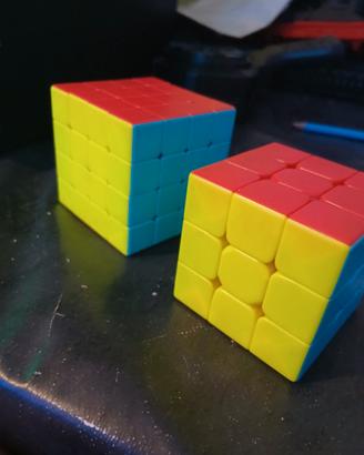 cubo di rubik 3x3 e 4x4