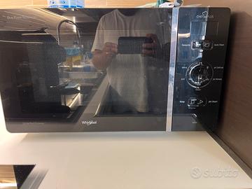 Forno a microonde Whirpoool