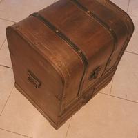 Piccolo forziere in legno