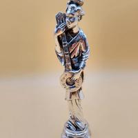 Statuina cina dama bagnata in argento 800