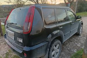Nissan x trail 