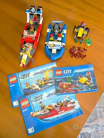 LEGO City Fire Boat 60005 + Scooter Sub 60090