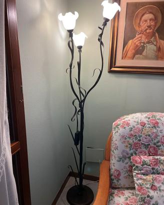 Lampada a pavimento
