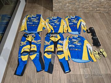 abbigliamento cross