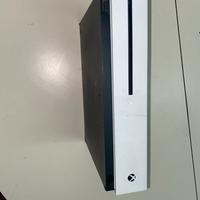 Xbox One S + Caricatore Per Joypad