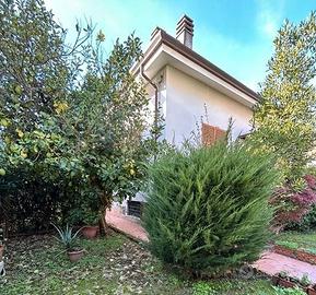 Casa indipendente in Via Monfalcone a L