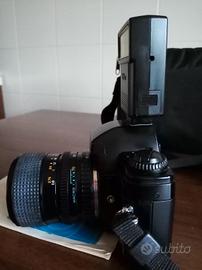 Macchina fotografica Minolta reflex 35 mm