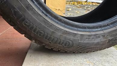 2 pneumatici invernali Continental 205/55 R16