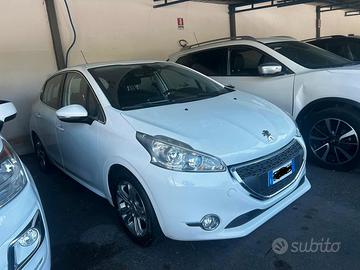 Peugeot 208 1.2 VTi OK NEOPATENTATI