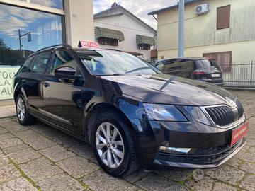 Skoda Octavia 1.5 DSG Wagon Executive G-Tec