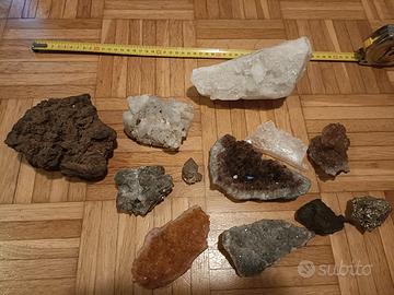 lotto di minerali e pietre da collezione 