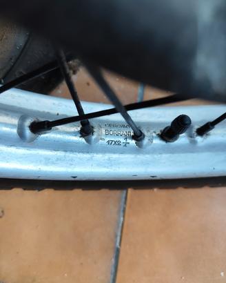 Guzzi Galletto cerchi Borrani 17 x 2 1/4