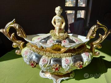 Zuppiera vintage in ceramica con coperchio