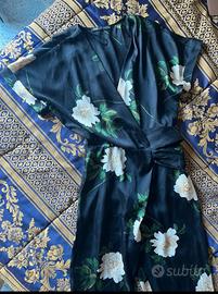 TUTA/KIMONO NERO E FIORI