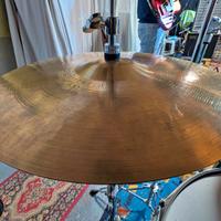 Paiste 14" Signature Medium Hi-Hat