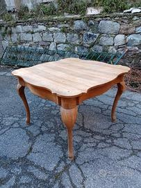 Antico tavolo firmato e datato 1764