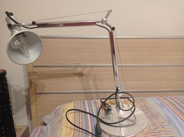 lampada da tavolo Tolomeo Micro