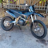 MOTOCROSS THUNDER GUAZZONI 250CC